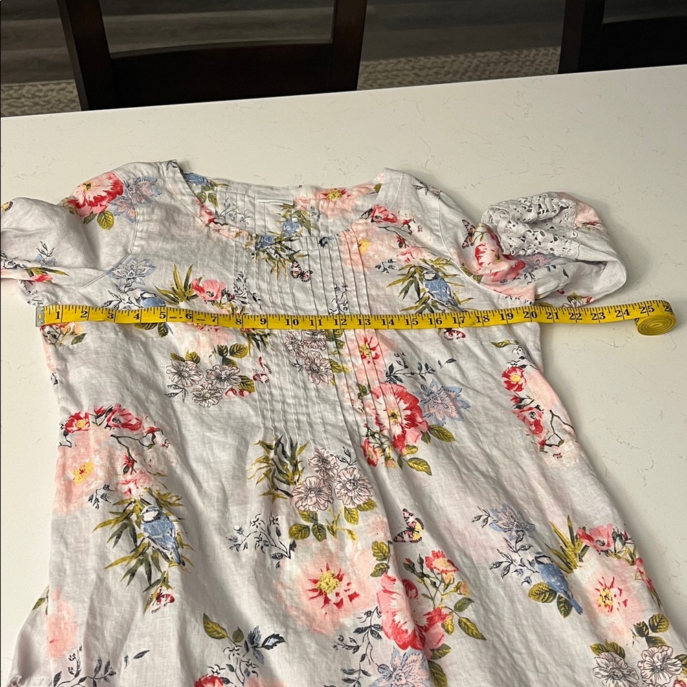 J. Jill love linen grey floral loose fit top with lace cuff sleeves V Size M - Picture 8 of 10